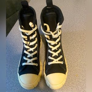 Zara Size 8 women boots 🥾